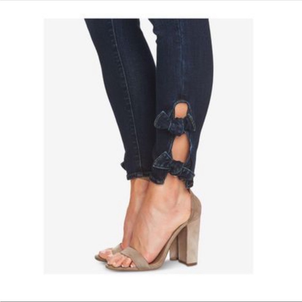 CECE Bow Ankle Cutout Skinny Jeans Size 26